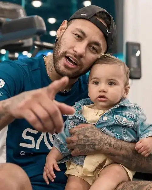 通过引入顶 通过引入顶