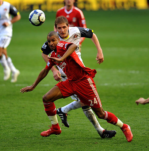 憑借出色的 憑借出色的